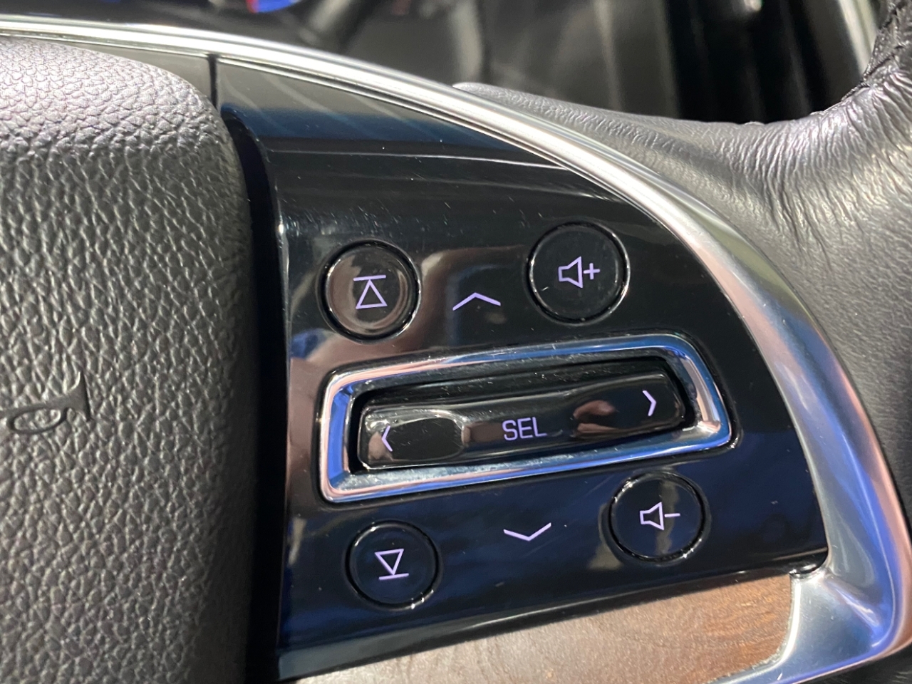 Cadillac Escalade ESV Luxury 4WD 2019