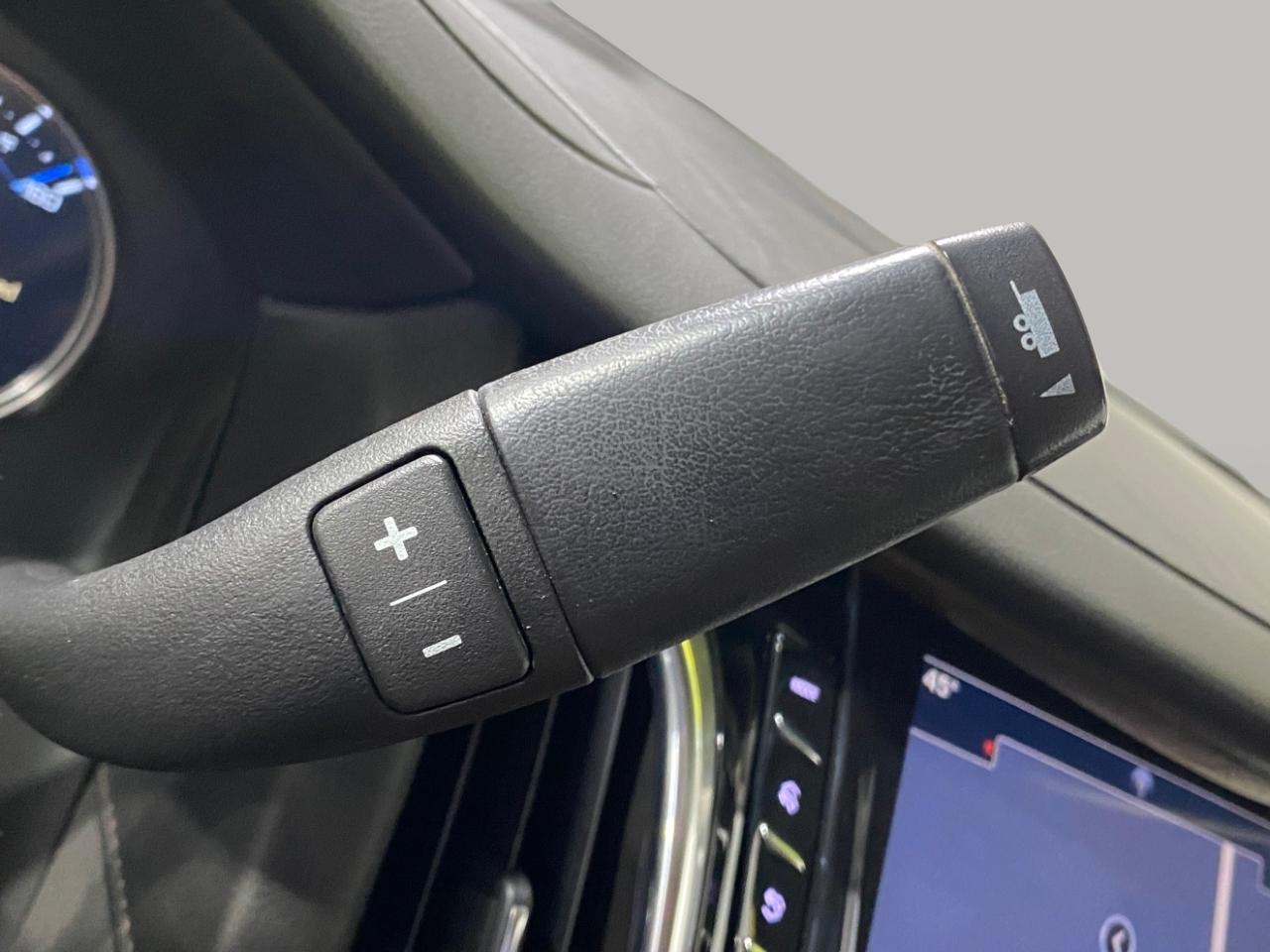 Cadillac Escalade ESV Luxury 4WD 2019