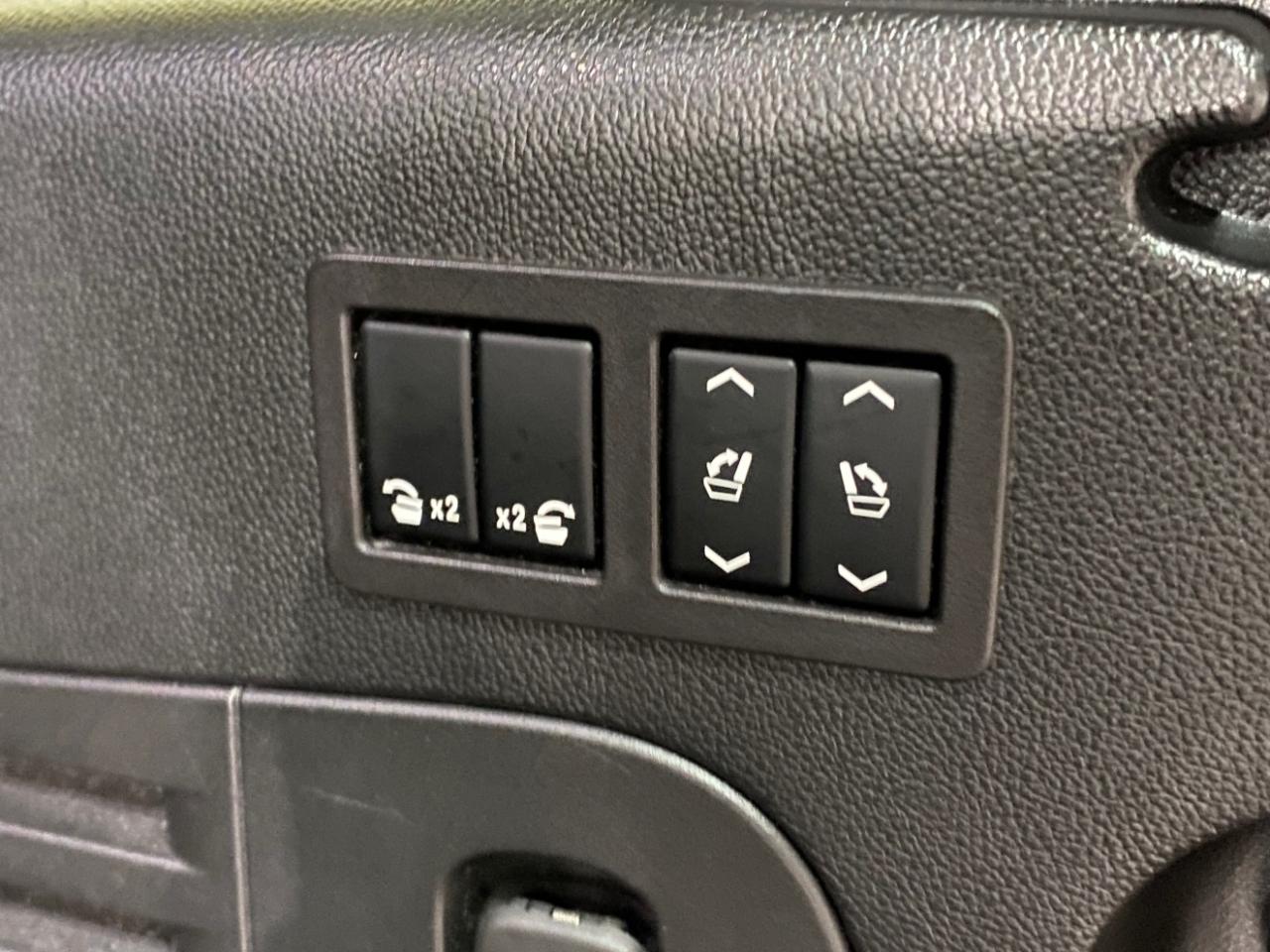 Cadillac Escalade ESV Luxury 4WD 2019