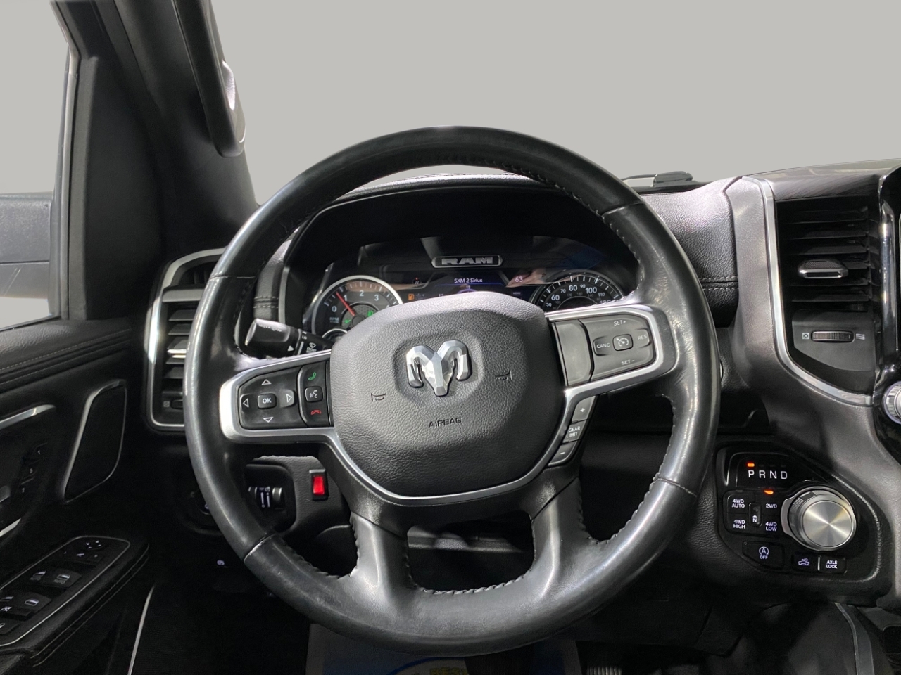 RAM 1500 Laramie Crew Cab SWB 4WD 2023