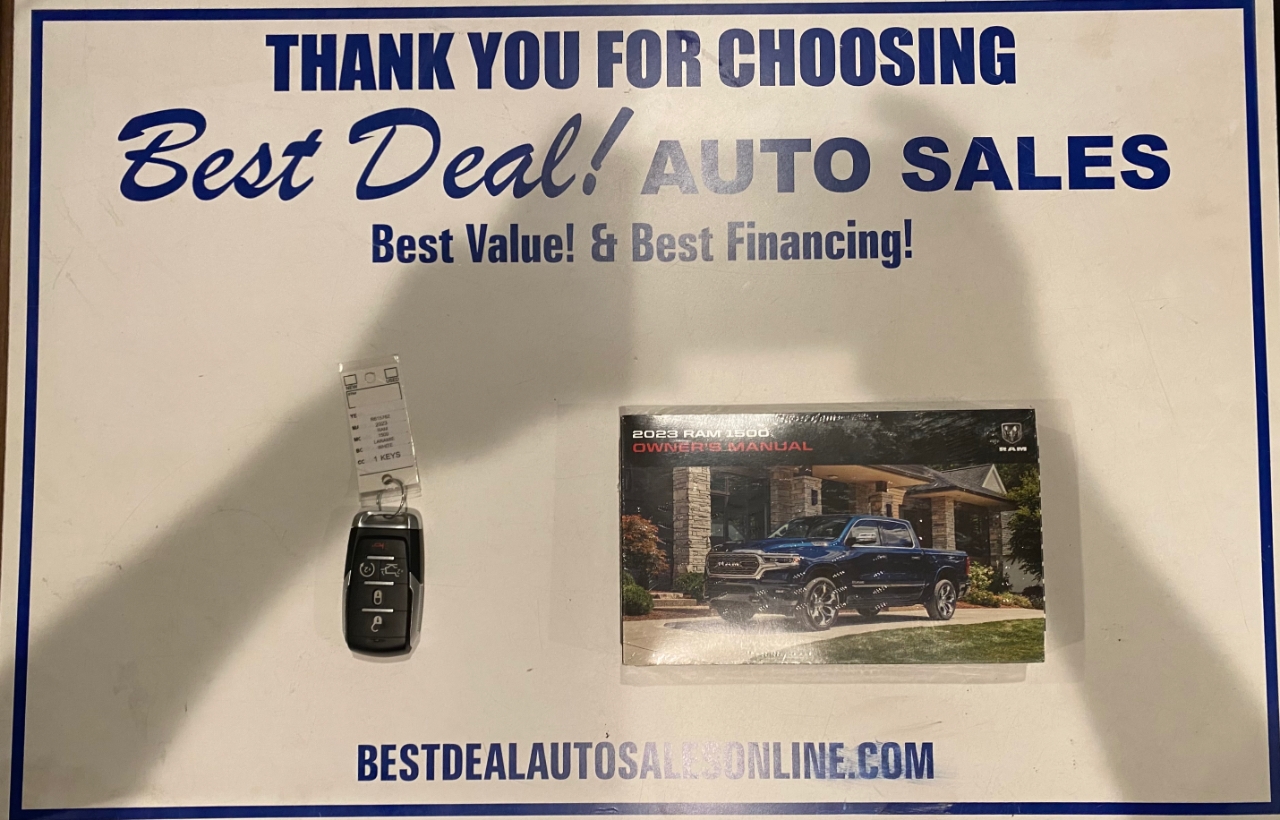 RAM 1500 Laramie Crew Cab SWB 4WD 2023