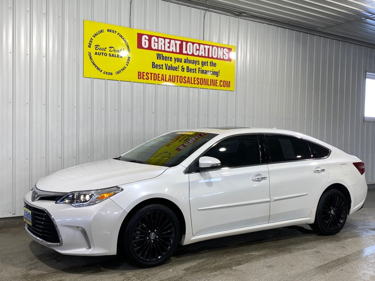 2016 Toyota Avalon XLE