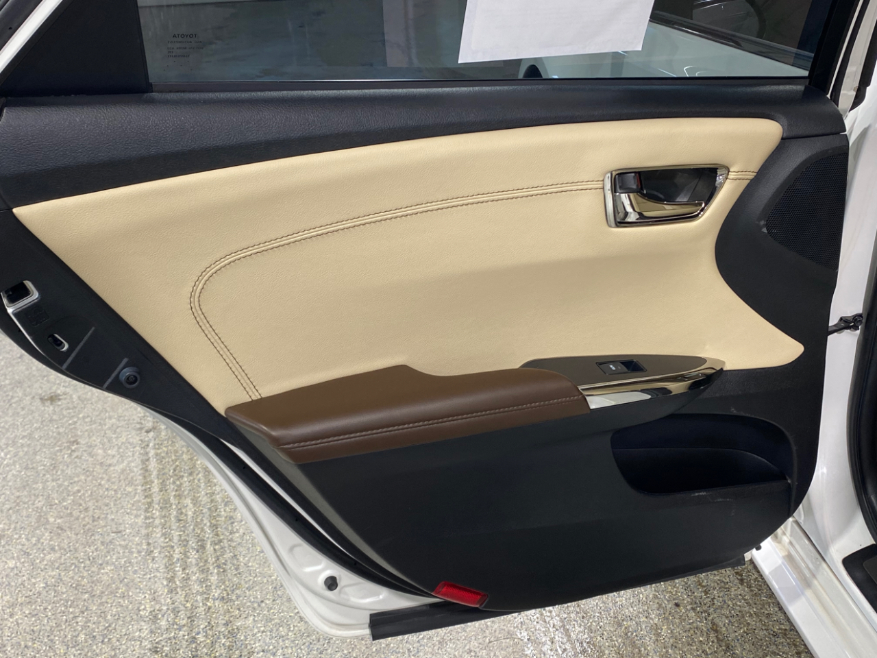 Toyota Avalon XLE 2016