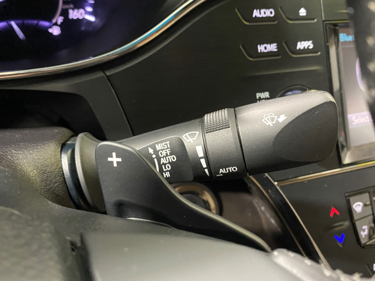 Toyota Avalon XLE 2016