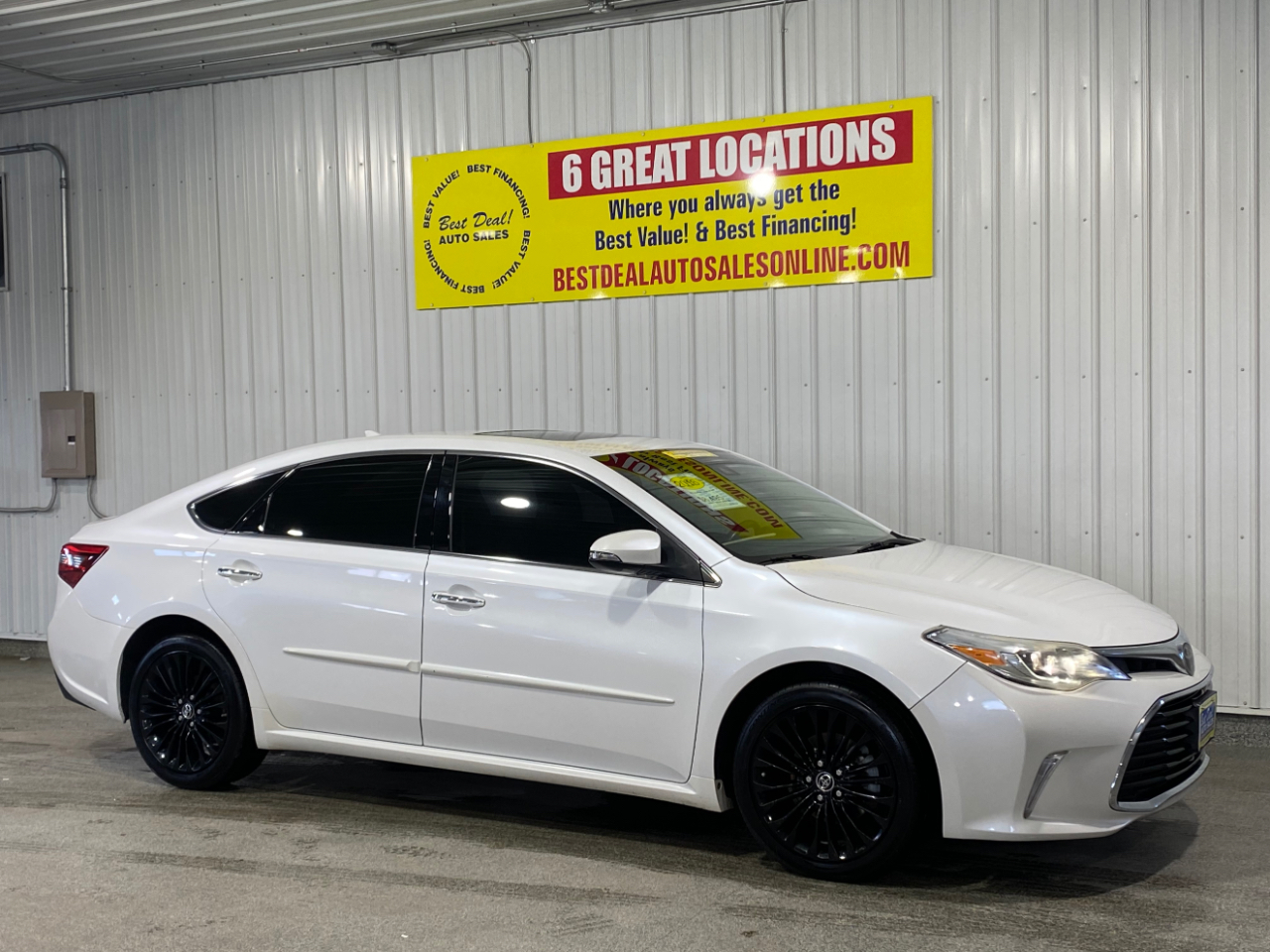 Toyota Avalon XLE 2016