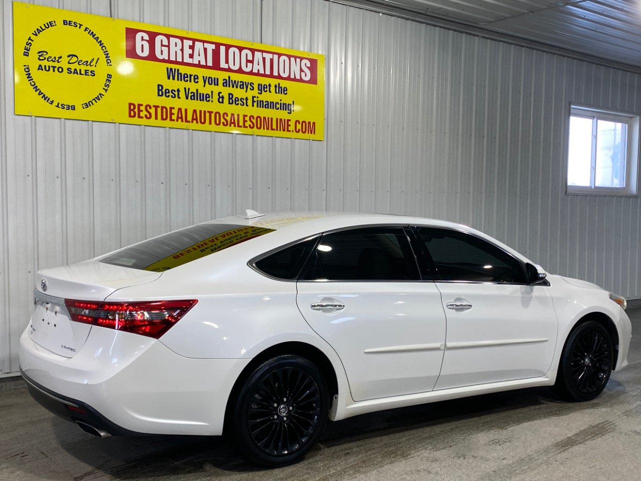 Toyota Avalon XLE 2016