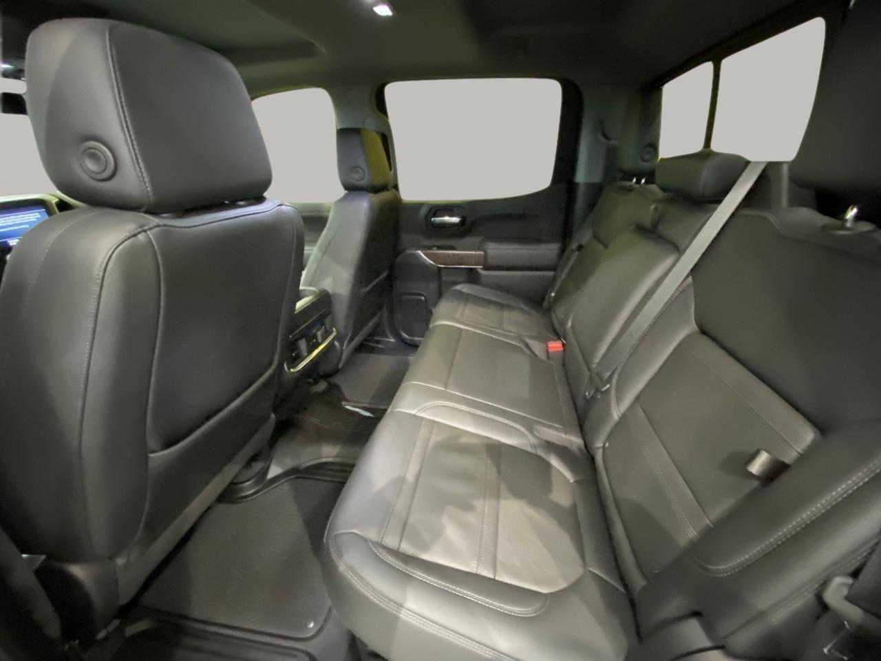 GMC Sierra 1500 Limited Denali Crew Cab 4WD 2022