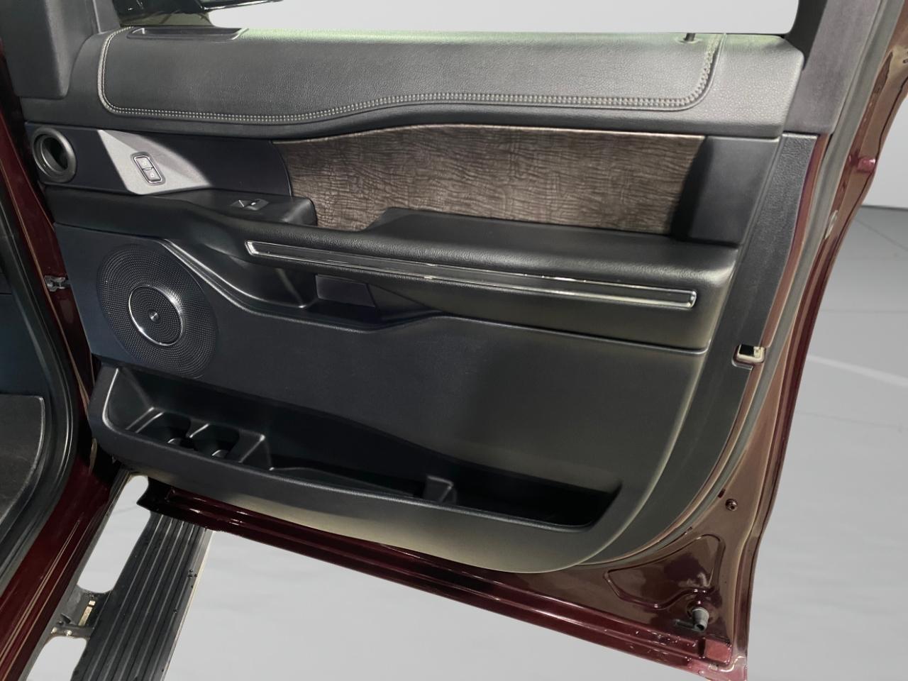 Ford Expedition MAX Limited 4WD 2020