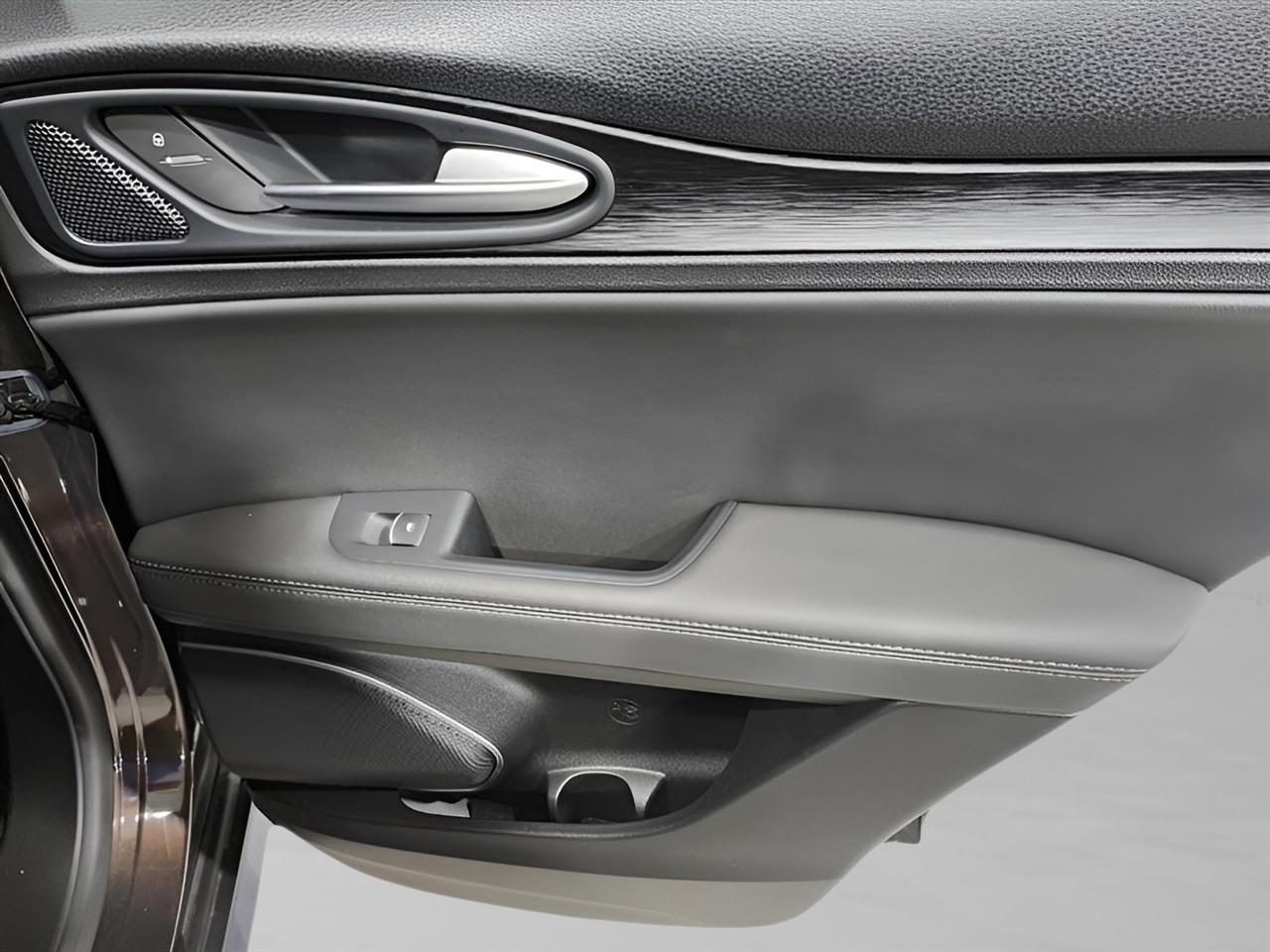 Alfa Romeo Stelvio Base 2018