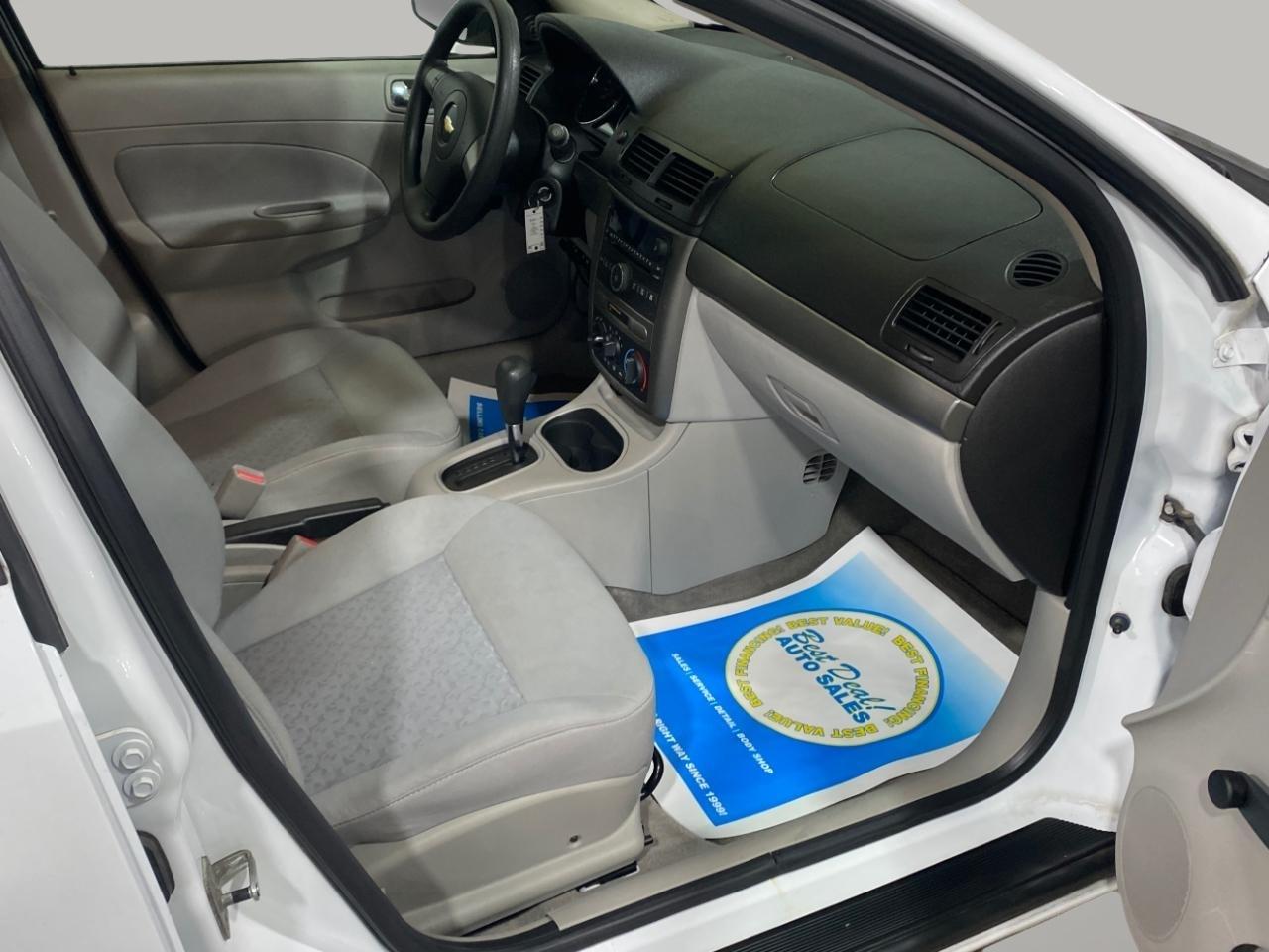 Chevrolet Cobalt LS Sedan 2008