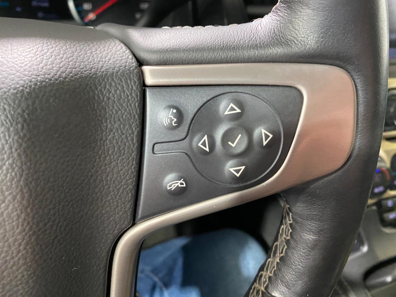 GMC Yukon Denali 4WD 2017