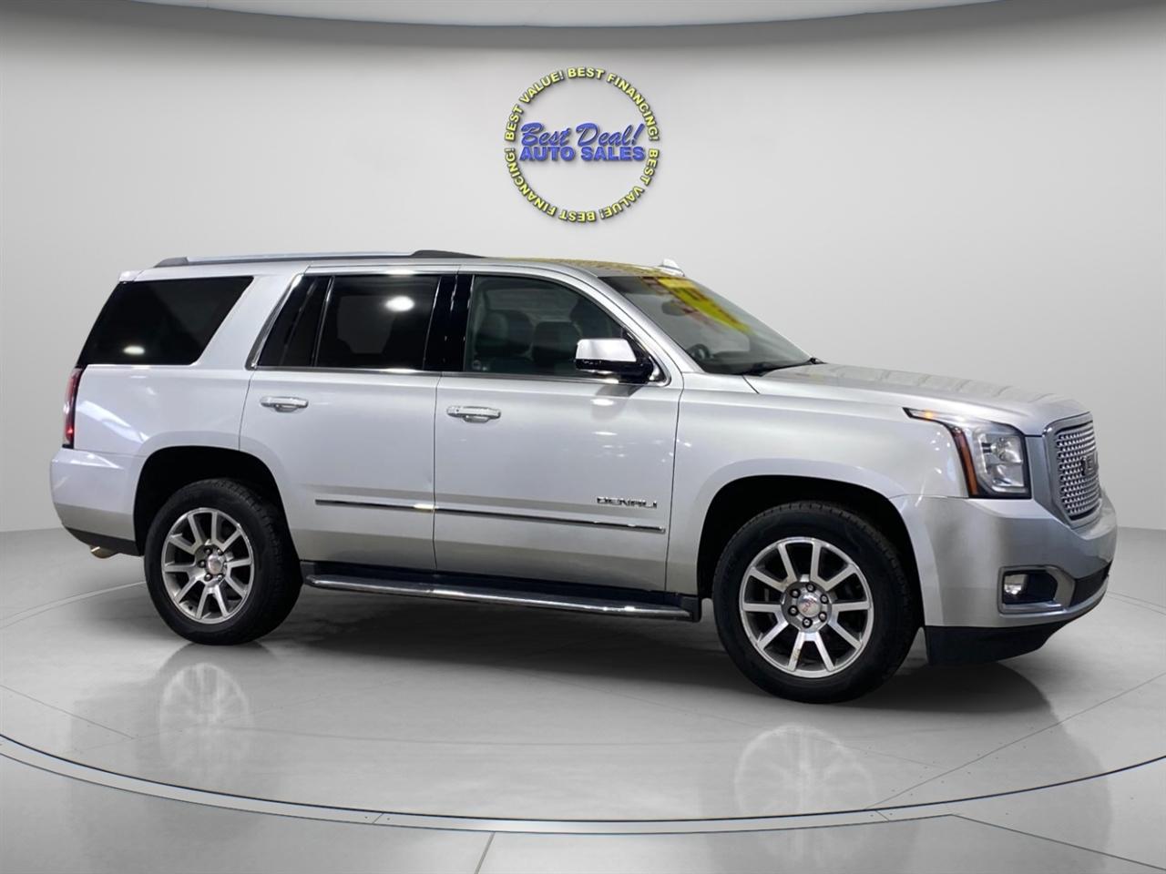 GMC Yukon Denali 4WD 2017