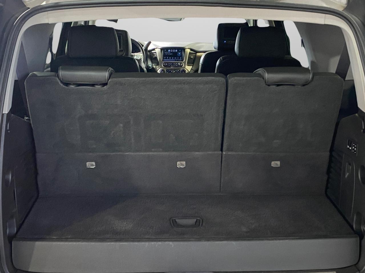 GMC Yukon Denali 4WD 2017