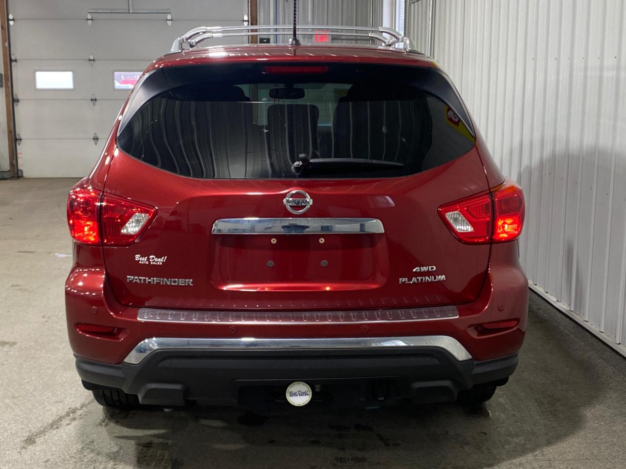 Nissan Pathfinder Platinum 4WD 2017