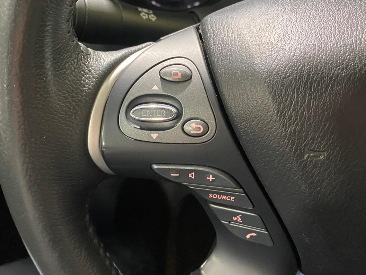 Nissan Pathfinder Platinum 4WD 2017