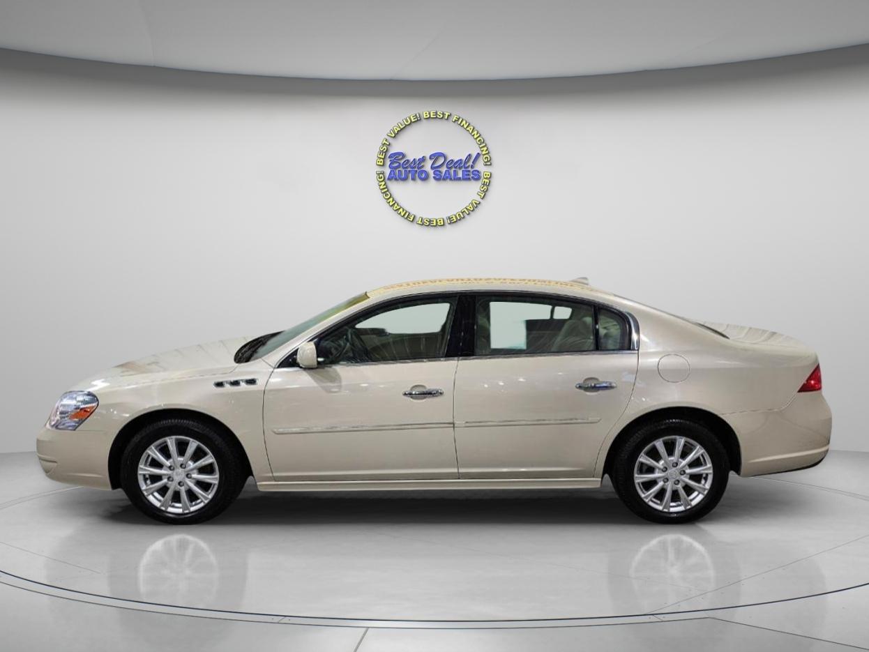 Buick Lucerne  2011