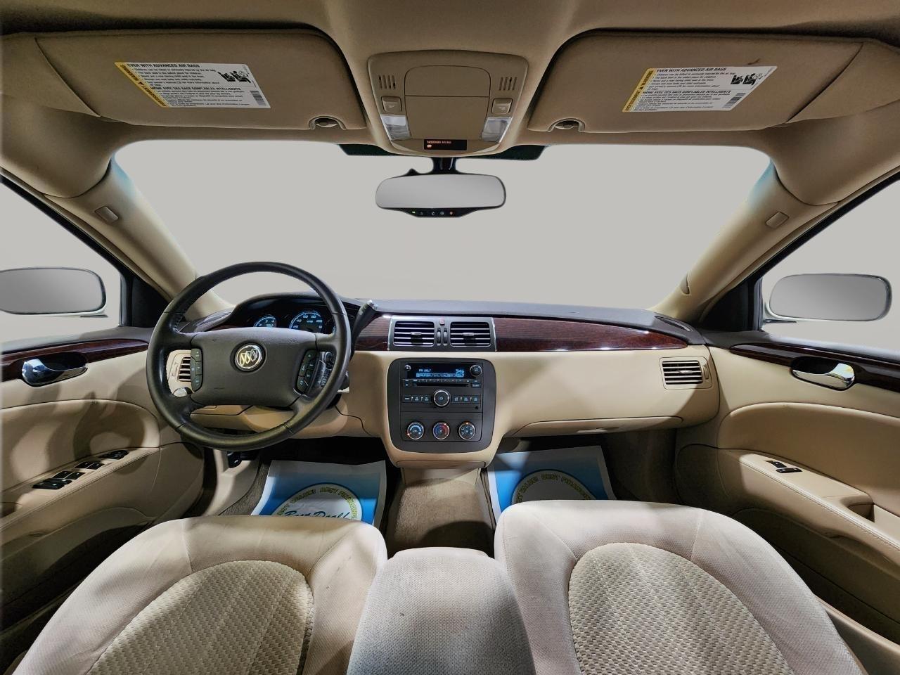 Buick Lucerne  2011