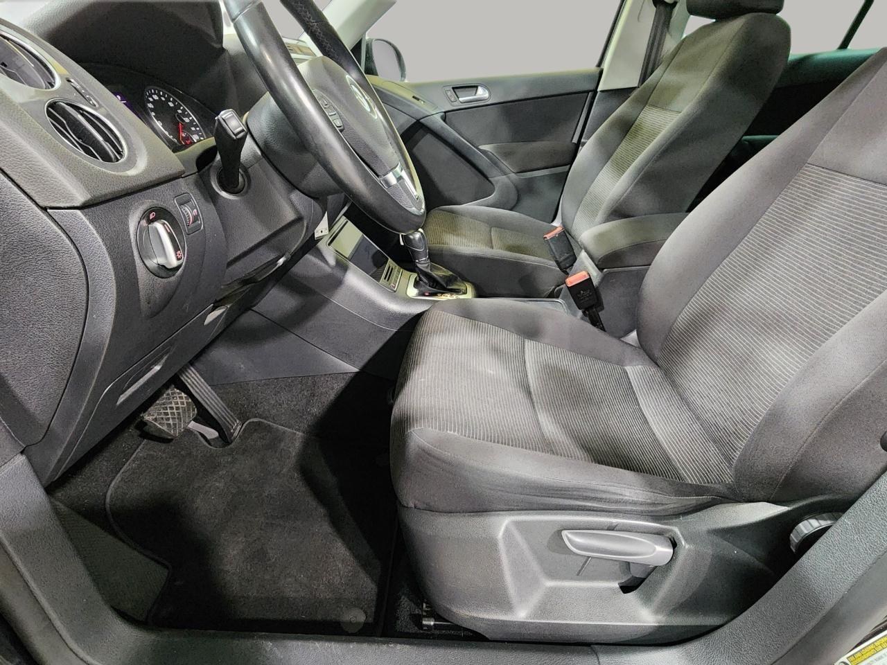 Volkswagen Tiguan  2013