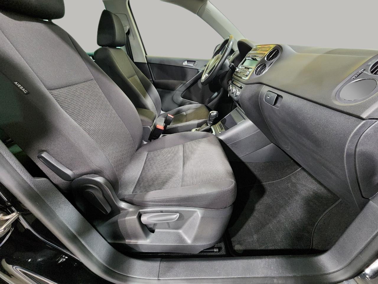 Volkswagen Tiguan  2013