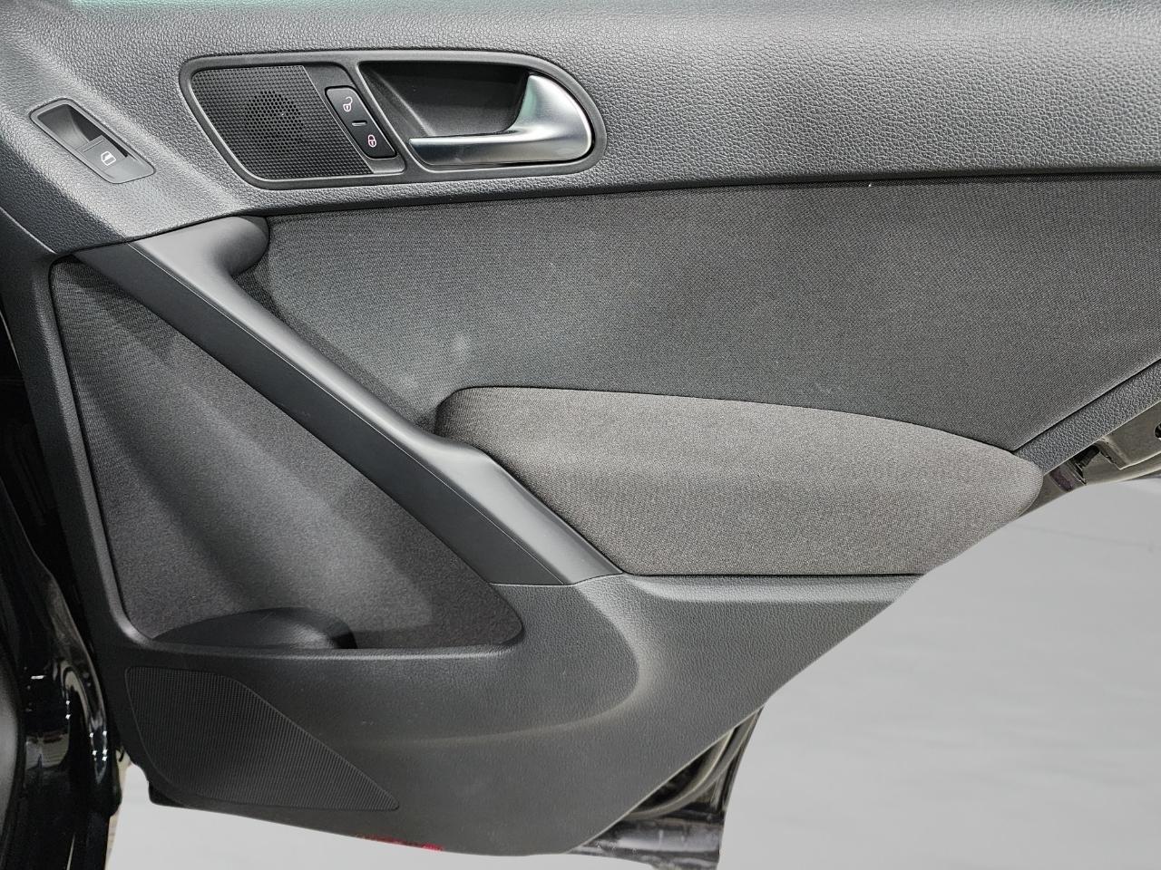 Volkswagen Tiguan  2013