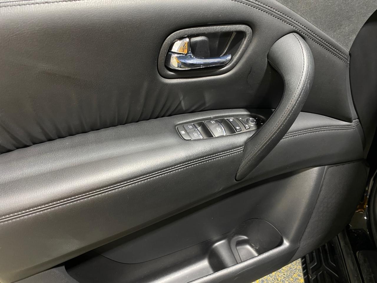 Nissan Armada SV AWD 2021