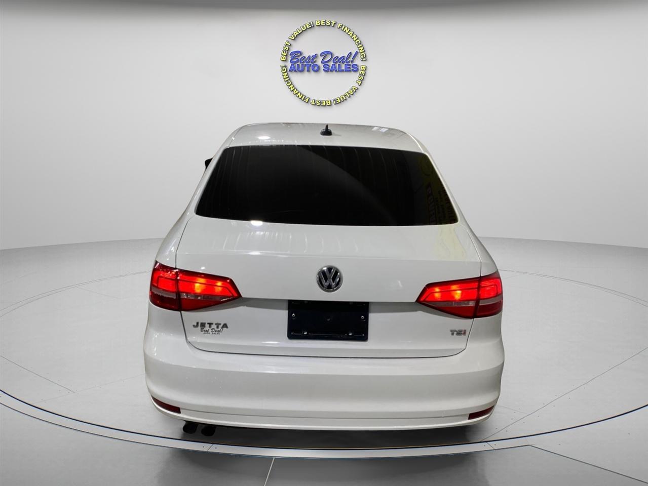 Volkswagen Jetta SE 6A 2015