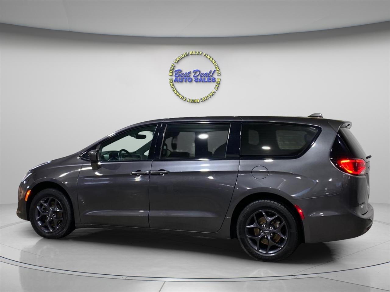 Chrysler Pacifica Touring Plus 2018