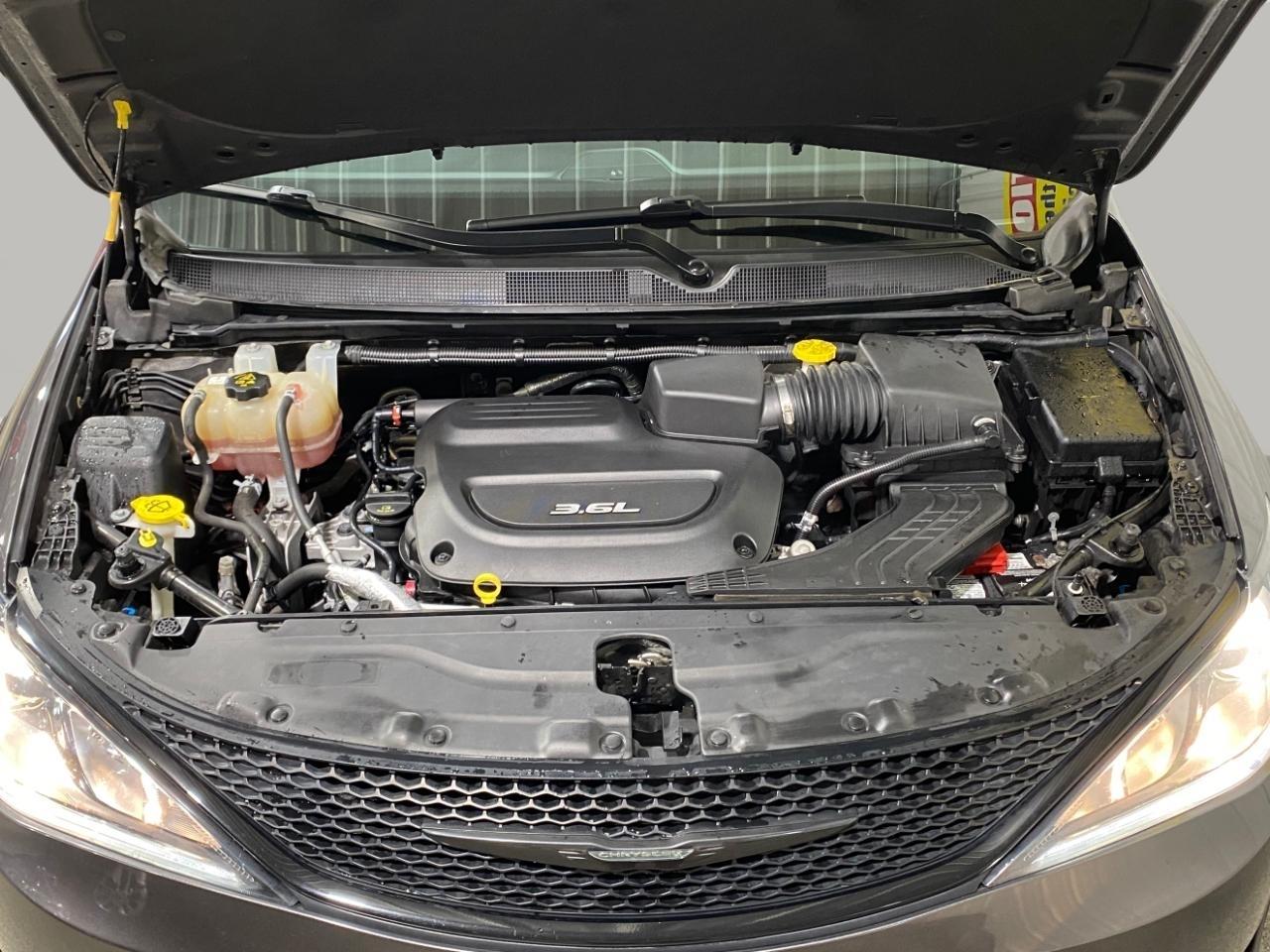 Chrysler Pacifica Touring Plus 2018