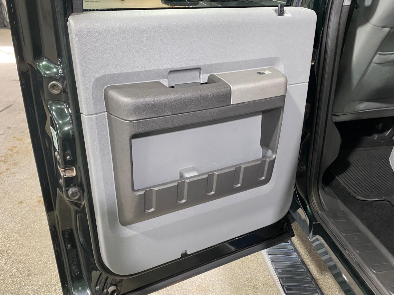 Ford F-250 SD XLT Crew Cab Long Bed 4WD 2012