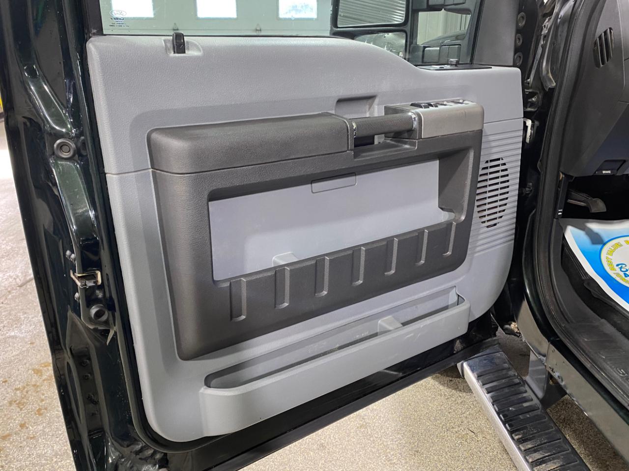 Ford F-250 SD XLT Crew Cab Long Bed 4WD 2012