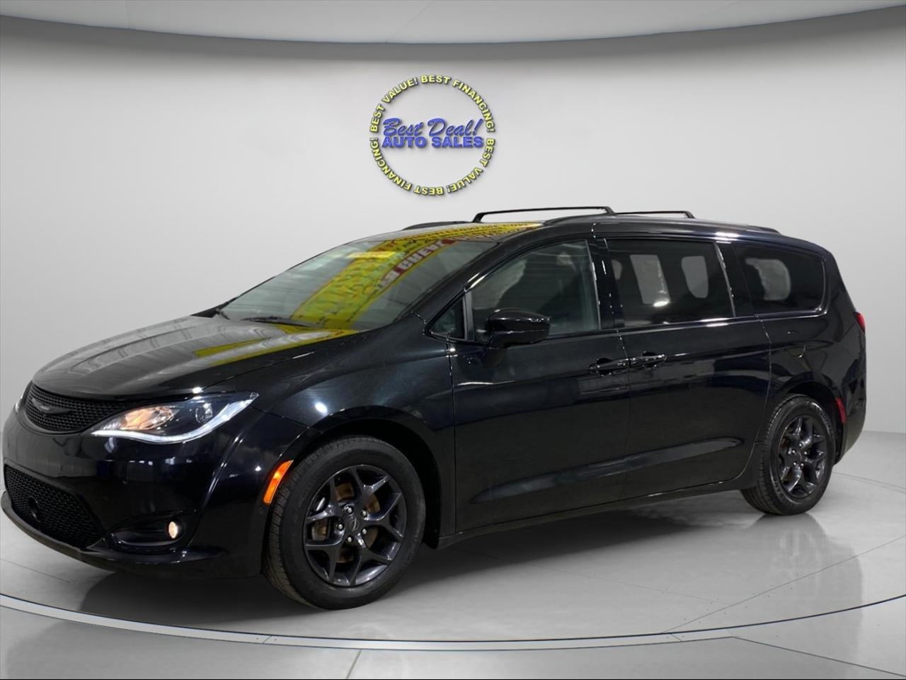 2019 Chrysler Pacifica Touring-L