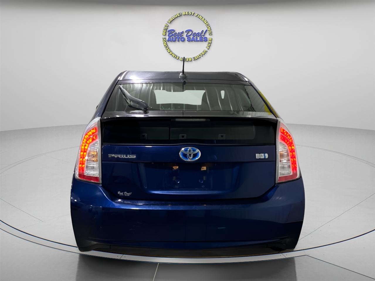 Toyota Prius Three 2015