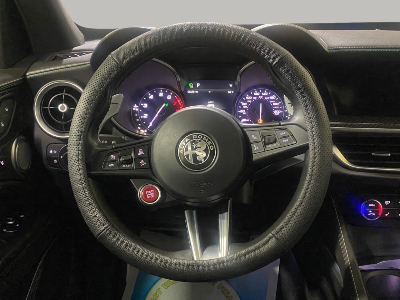 Alfa Romeo Stelvio Quadrifoglio 2018