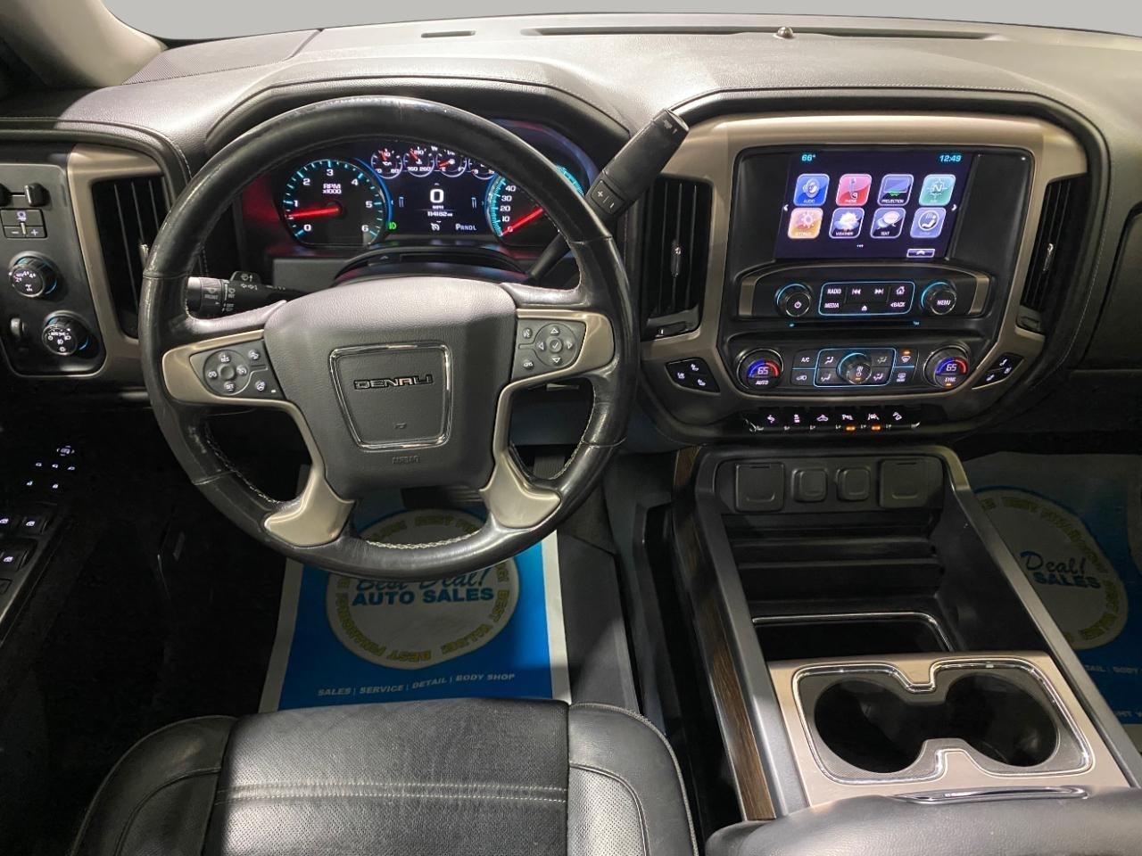 GMC Sierra 1500 Denali Crew Cab Long Box 4WD 2018