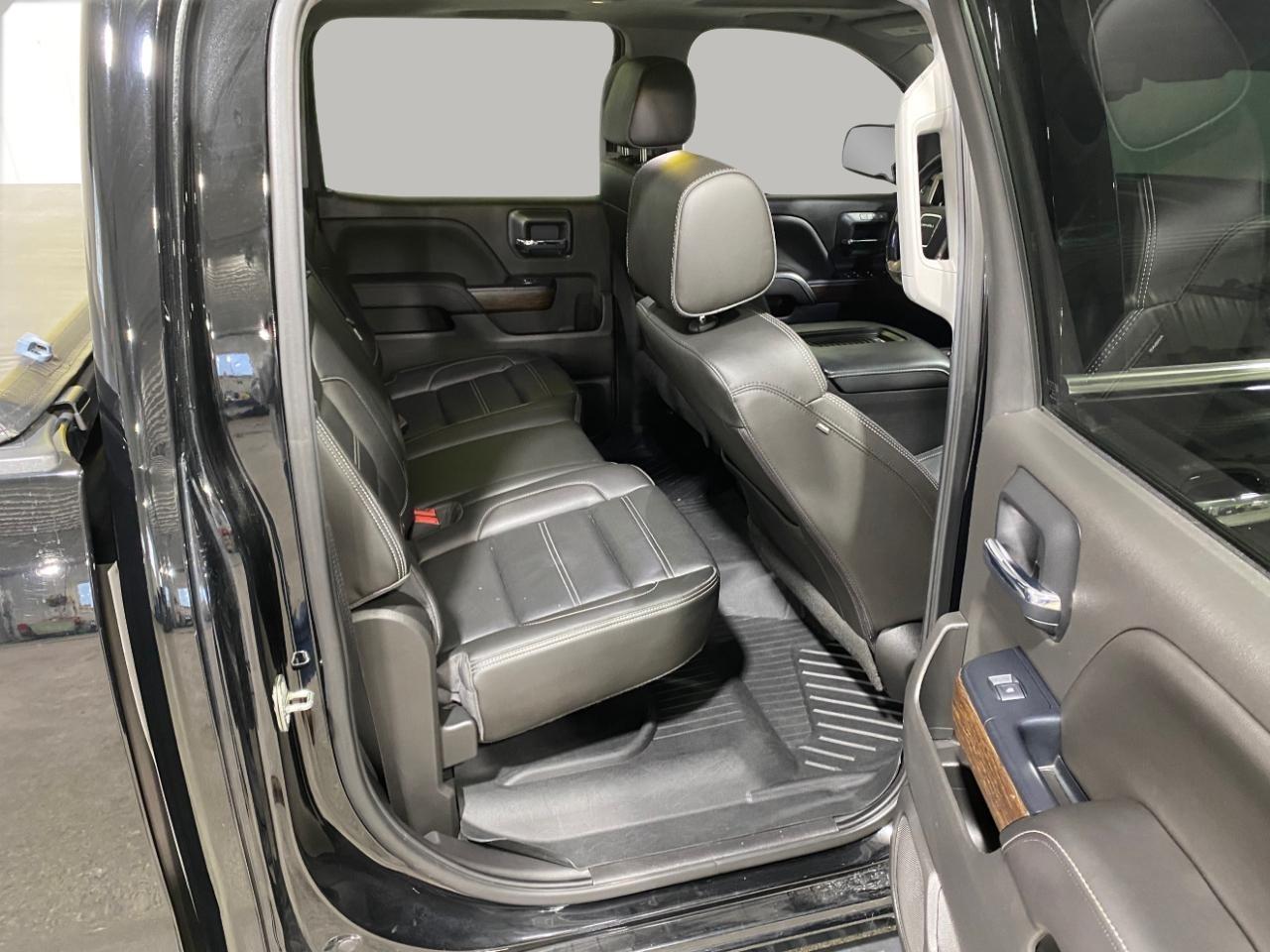 GMC Sierra 1500 Denali Crew Cab Long Box 4WD 2018