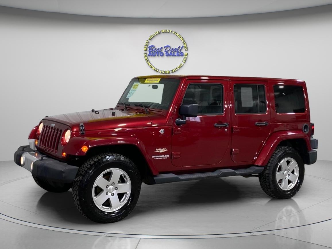 Jeep Wrangler Unlimited Sahara 4WD 2011