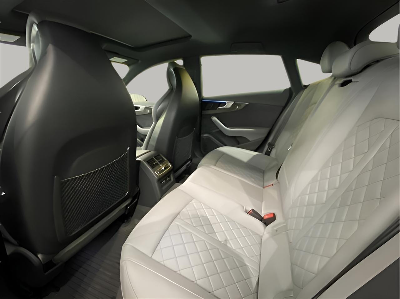 Audi S5 Prestige Hatchback quattro 2022