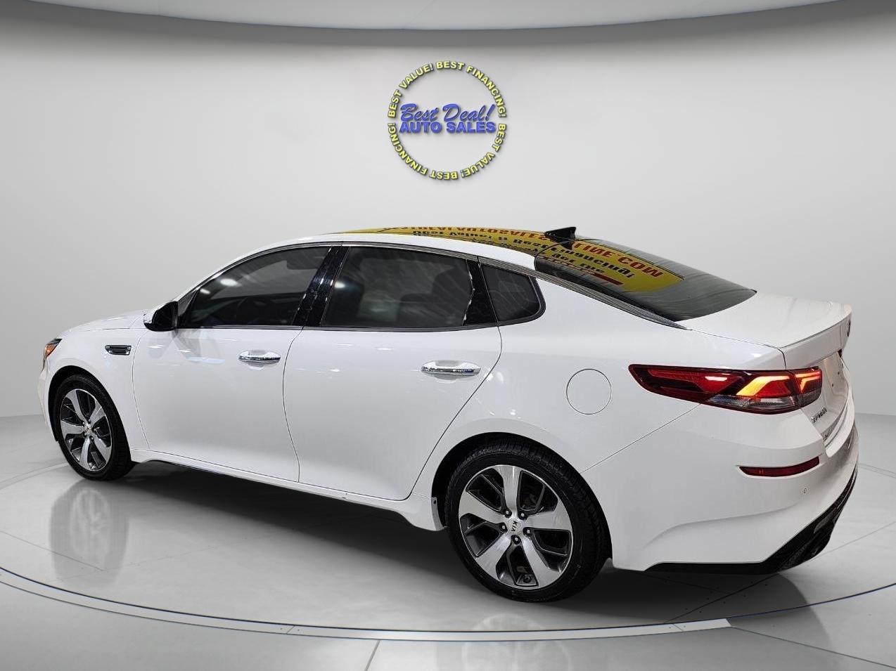 Kia Optima  2020