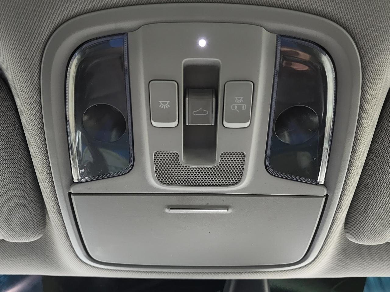 Kia Optima  2020