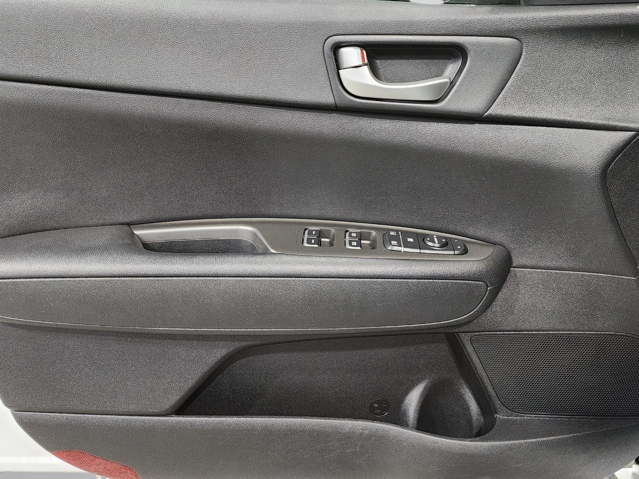 Kia Optima  2020