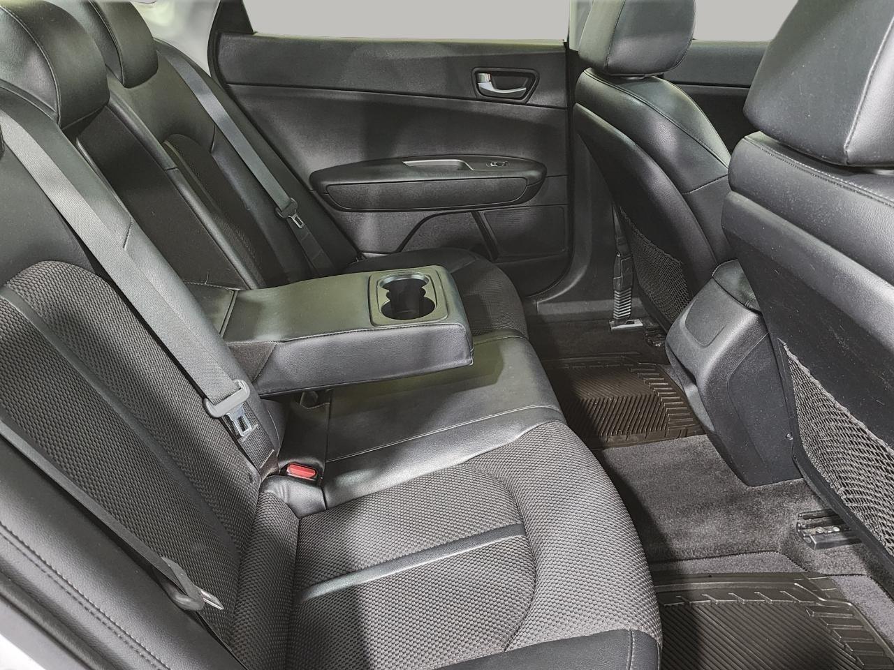 Kia Optima  2020