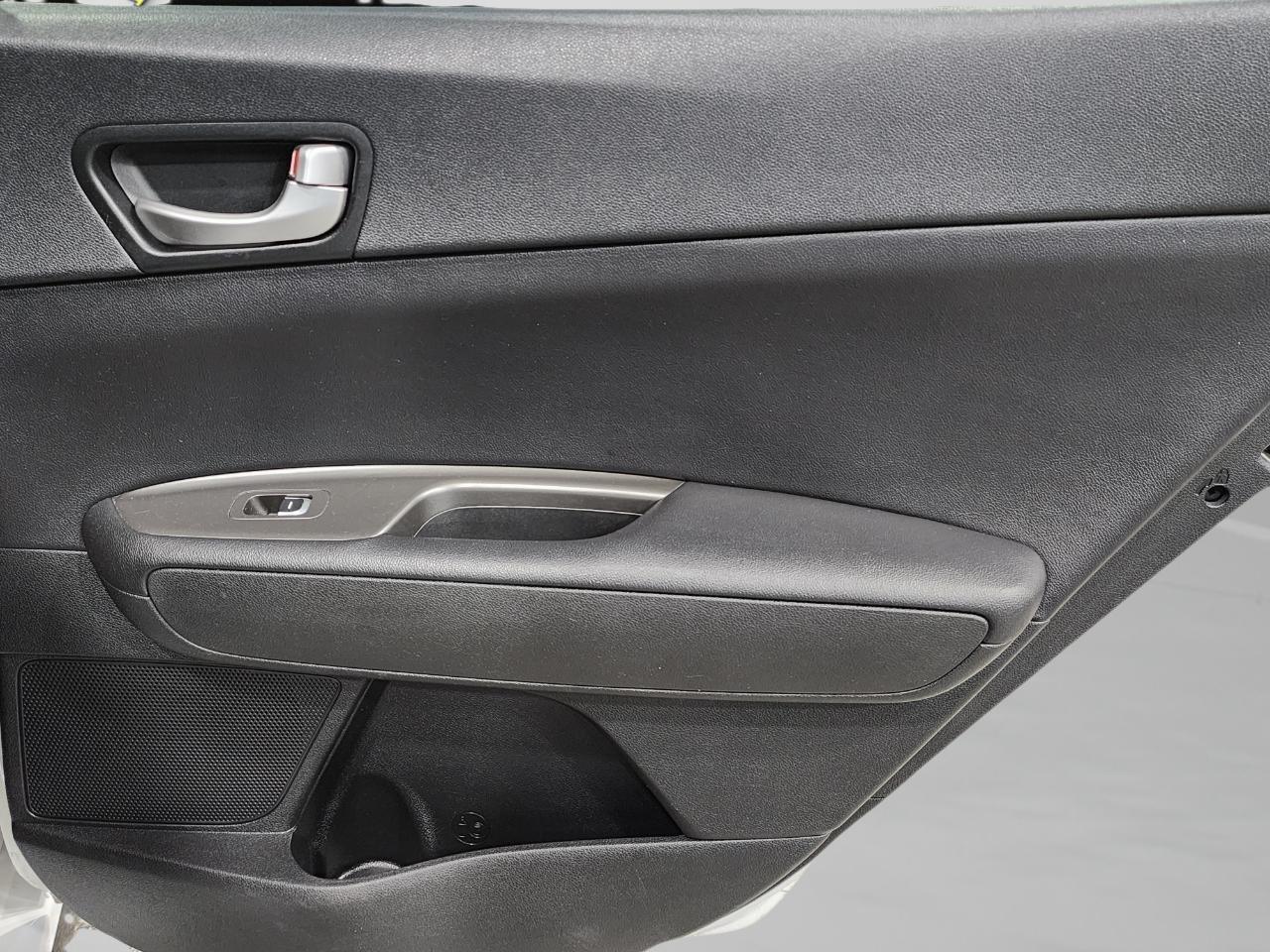 Kia Optima  2020
