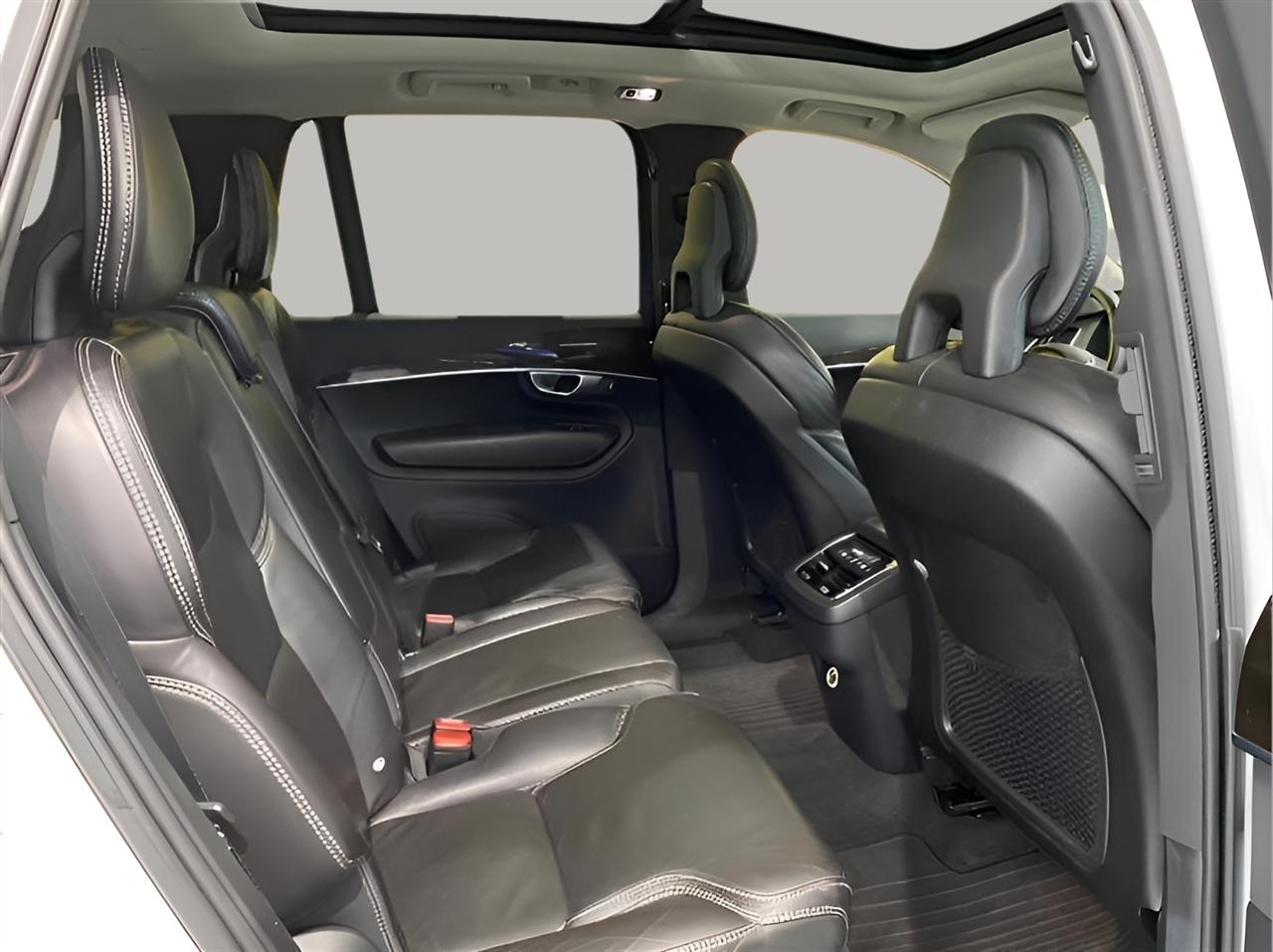 Volvo XC90 T6 Momentum AWD 2017