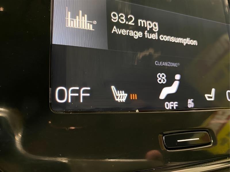 Volvo XC40 T5 Momentum AWD 2022
