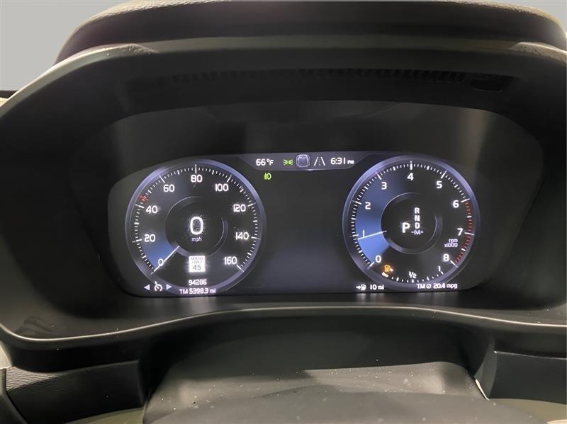 Volvo XC40 T5 Momentum AWD 2022