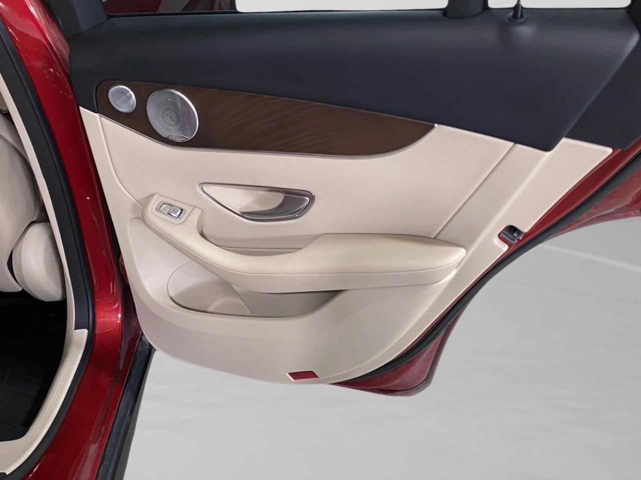 Mercedes-Benz GLC-Class GLC300 4MATIC 2018