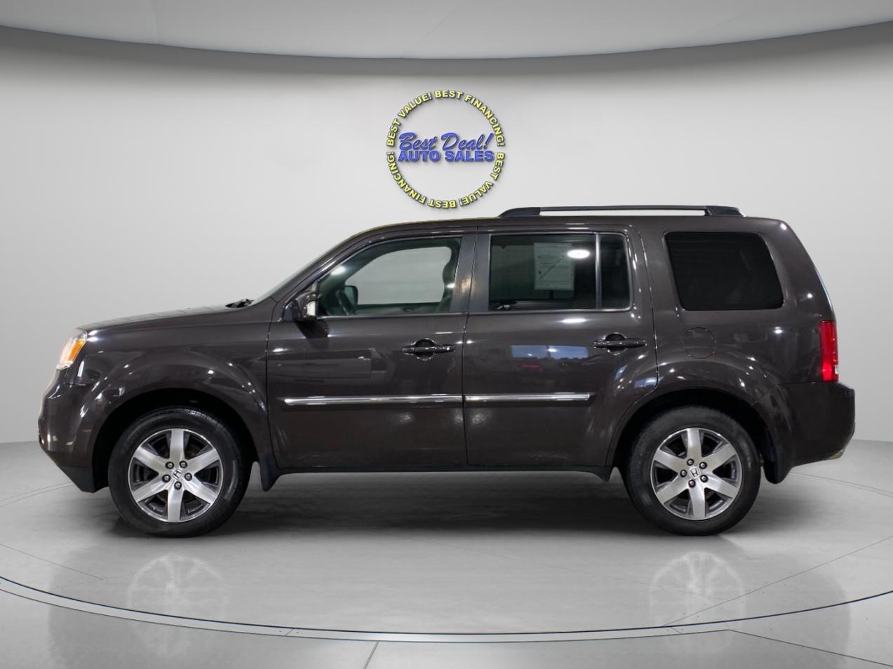 Honda Pilot Touring 4WD 5-Spd AT with DVD 2015
