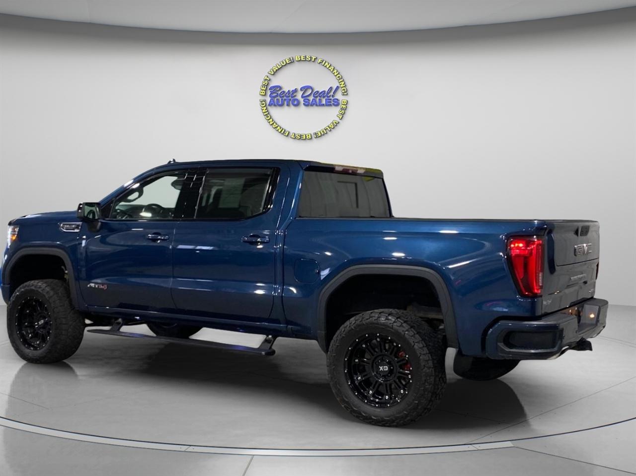 GMC Sierra 1500 AT4 Crew Cab Long Box 4WD 2019