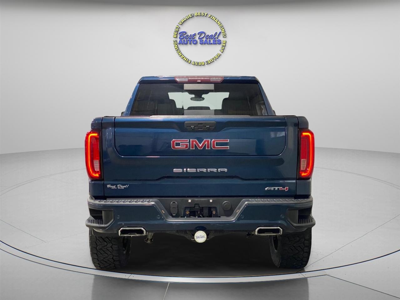 GMC Sierra 1500 AT4 Crew Cab Long Box 4WD 2019