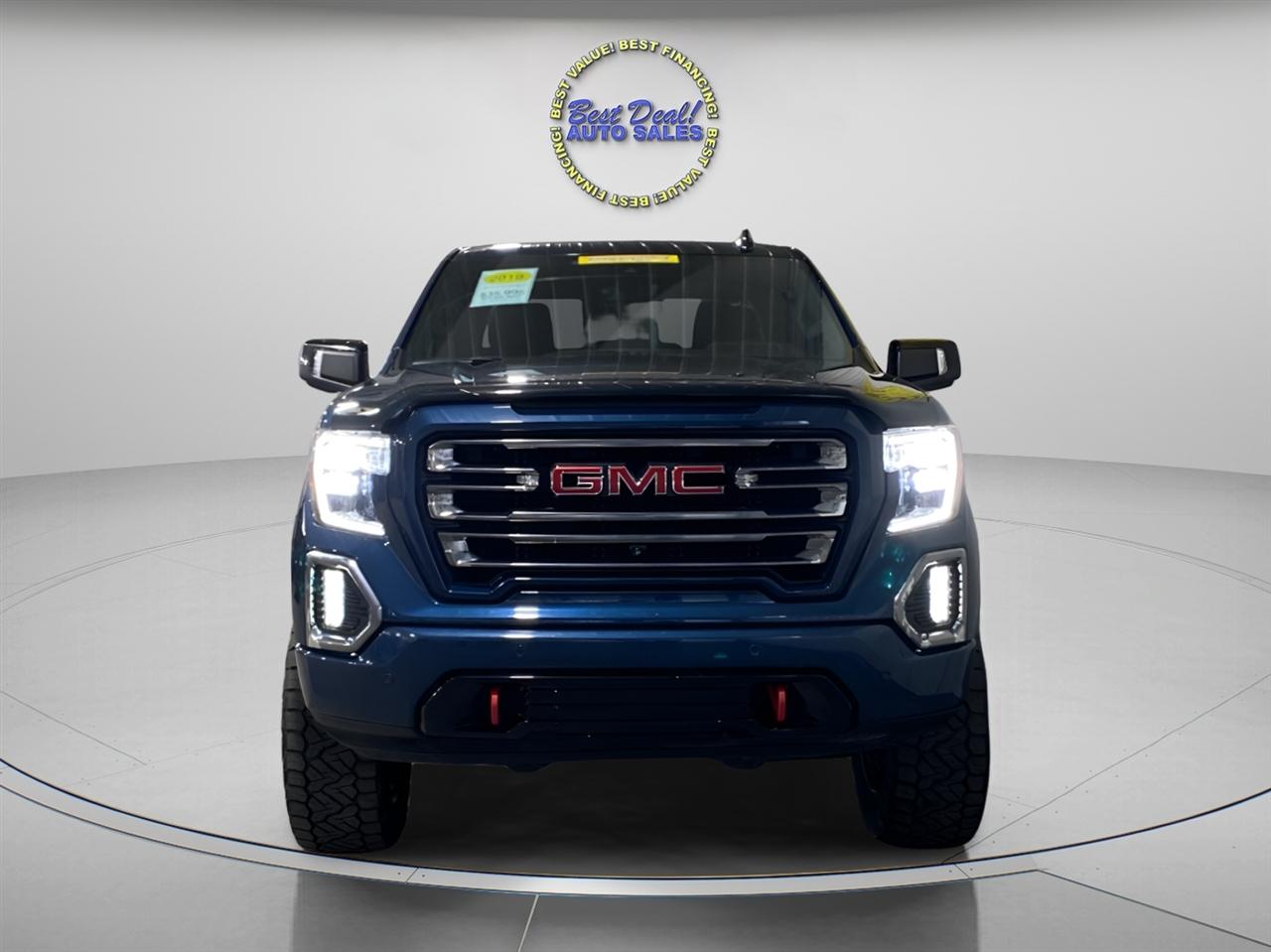 GMC Sierra 1500 AT4 Crew Cab Long Box 4WD 2019